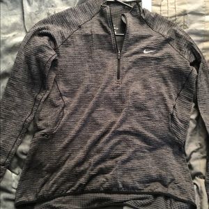 Nike dri-fit 1/2 zip